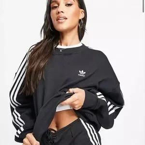 Oversized online sweater adidas
